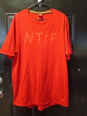 Men's "Nike" Track and Field T-shirt Size XL